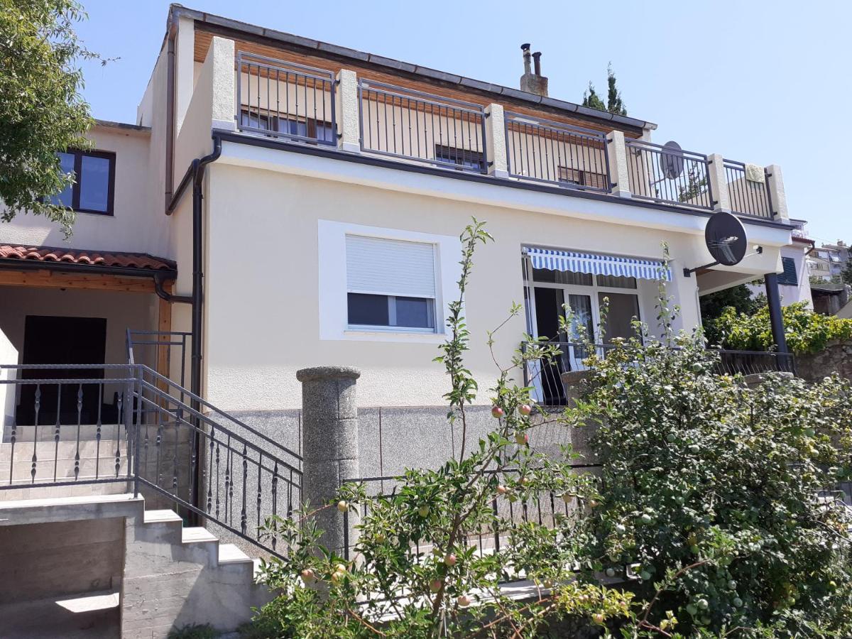 Apartman Helena 塞尼 外观 照片