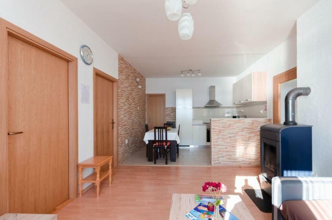 Apartman Helena 塞尼 外观 照片