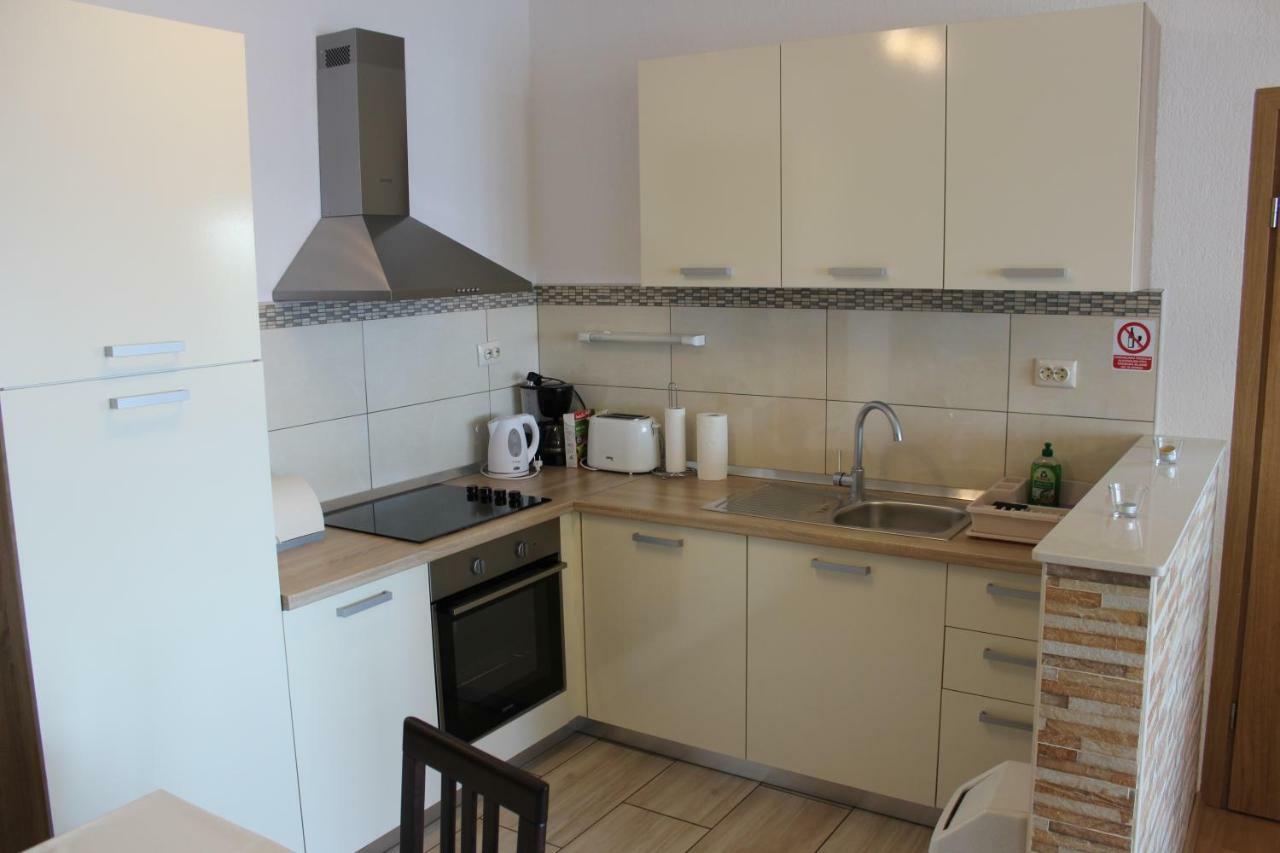 Apartman Helena 塞尼 外观 照片